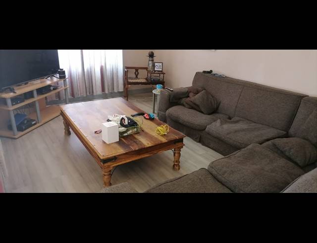 3 BEDROOM HOUSE FOR SALE IN STILFONTEIN EXT 2